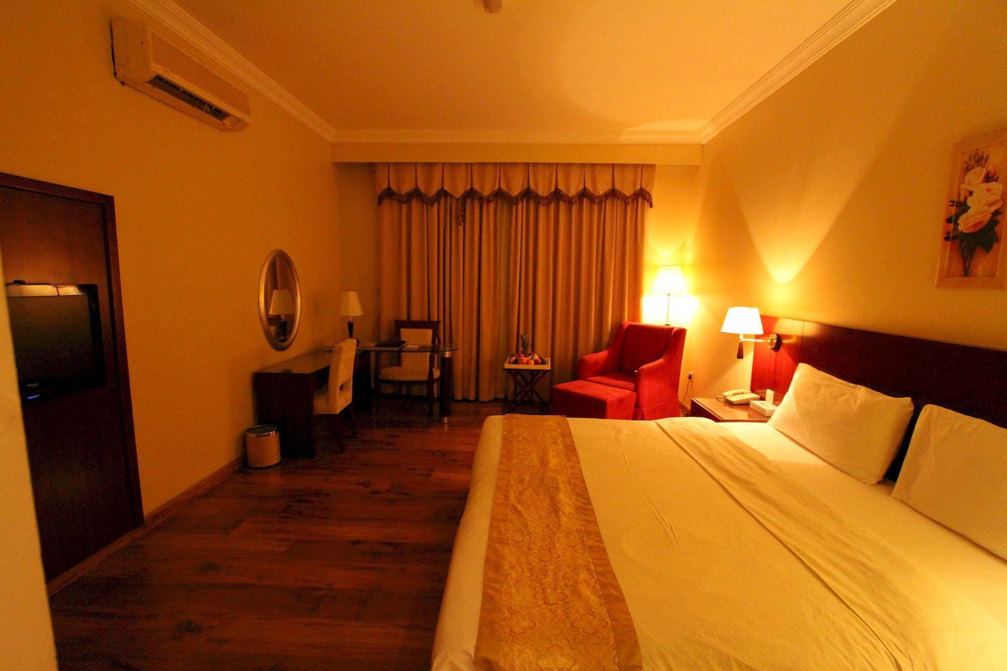 Al Maha Residence Rak Ras al-Khaimah Exteriör bild